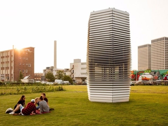 Smog free tower